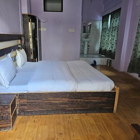 Hotel Afzal And Restaurant Kargil Zewnętrze zdjęcie