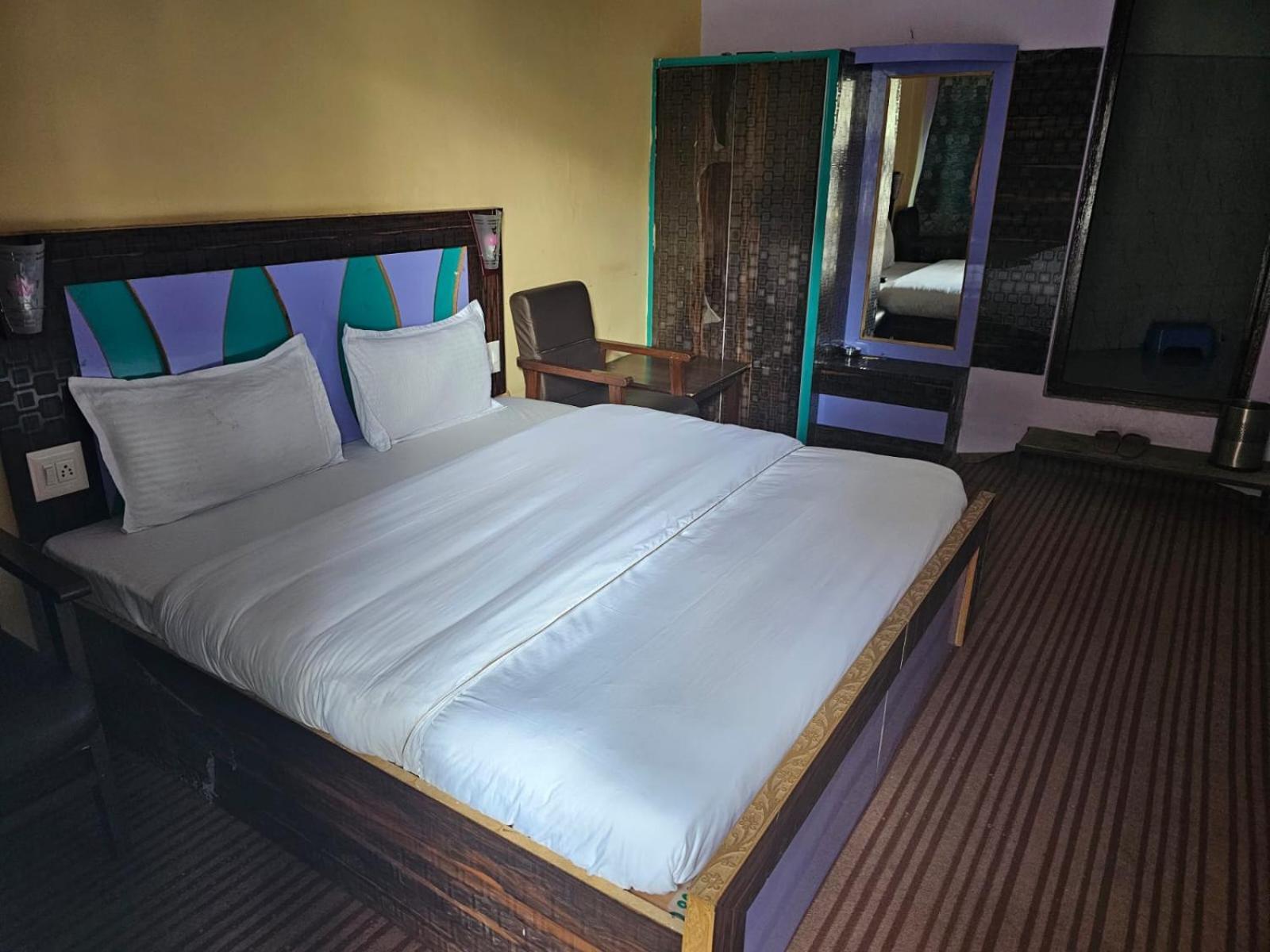 Hotel Afzal And Restaurant Kargil Zewnętrze zdjęcie